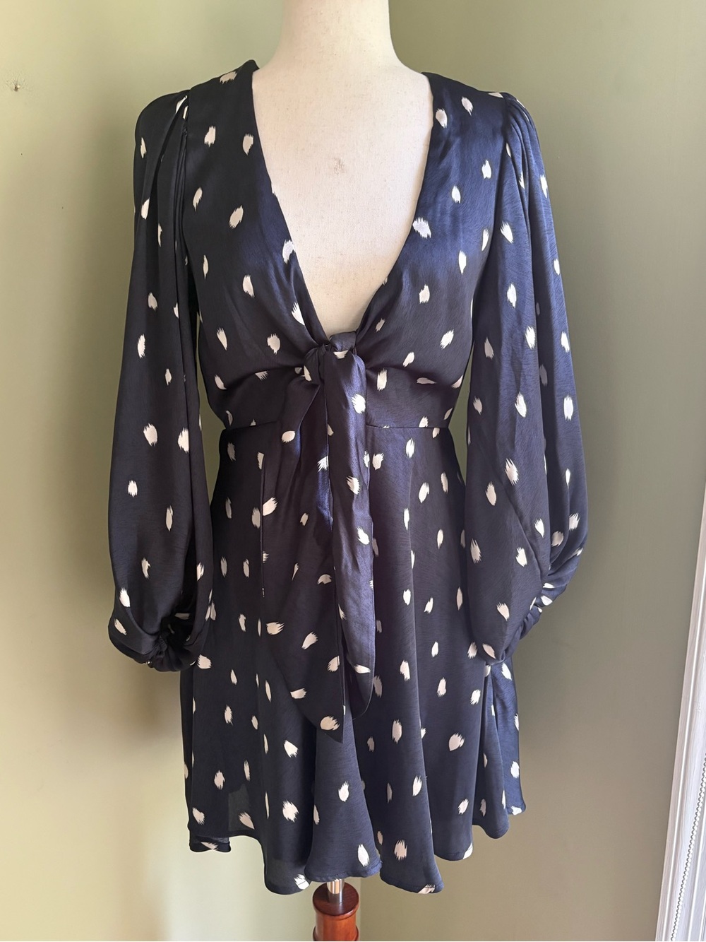 Luxxel Navy Polka-Dot Tie-Front Mini Dress. Blouson sleeves, cut out midriff M